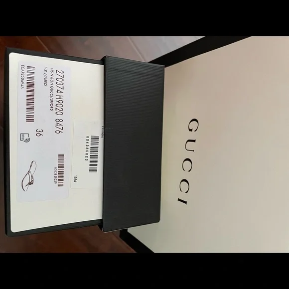 📌SOLD📌NEW Authentic Gucci Sandal 🩴 Black leather with Buckle. Size 36 - Picture 7 of 8